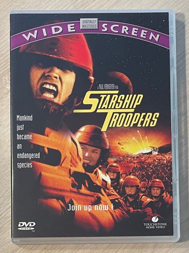 Paul Verhoeven: STARSHIP TROOPERS (1997)