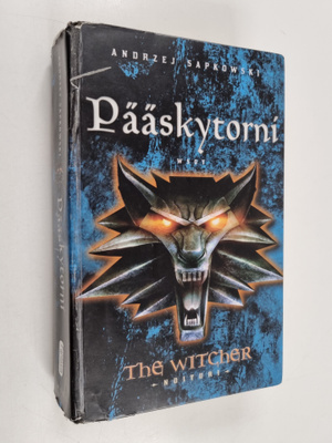 Andrzej Sapkowski : Pääskytorni