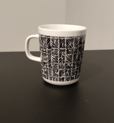 Marimekko Oiva juustomuotti muki