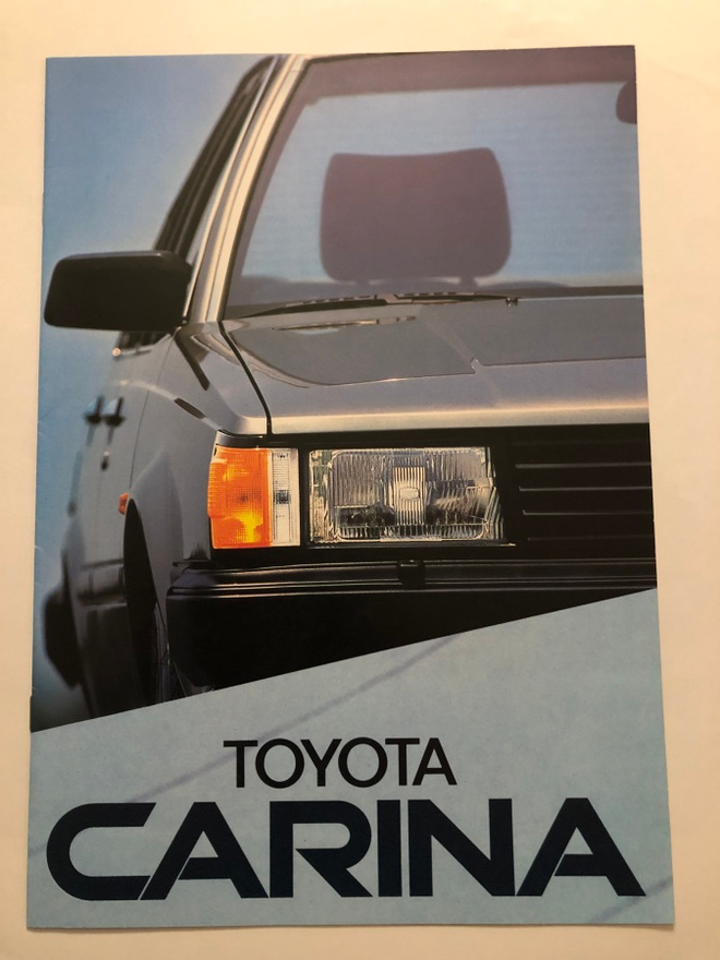 Myyntiesite - Toyota Carina - 1982