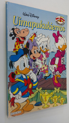 Walt Disney : Uimapukukierros