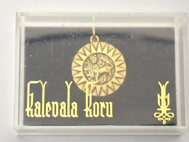 Kalevala Koru Amuletti riipus Aurinkoleijona, pronssi