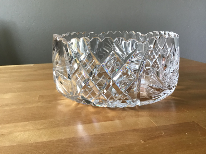 Kristallikulho / malja ( halkaisija 18 cm )