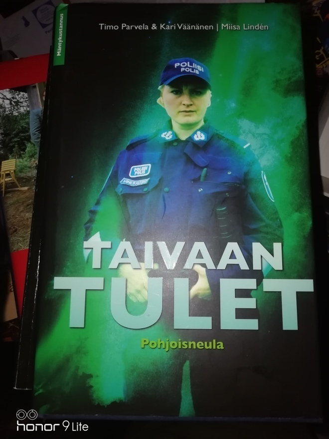 Parvela/Väänänen/Linden Taivaan tulet pohjoisneula