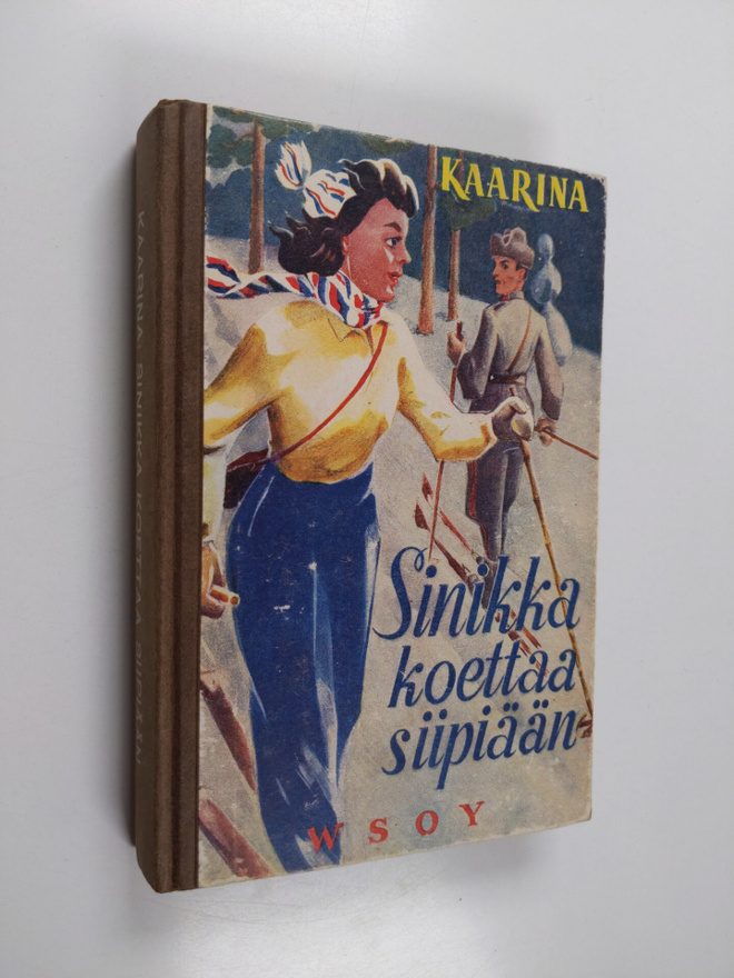 Kaarina : Sinikka koettaa siipiään