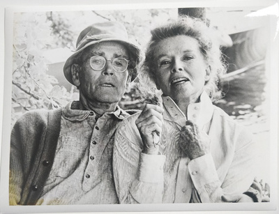 Pressikuva: Kultalampi (Henry Fonda)