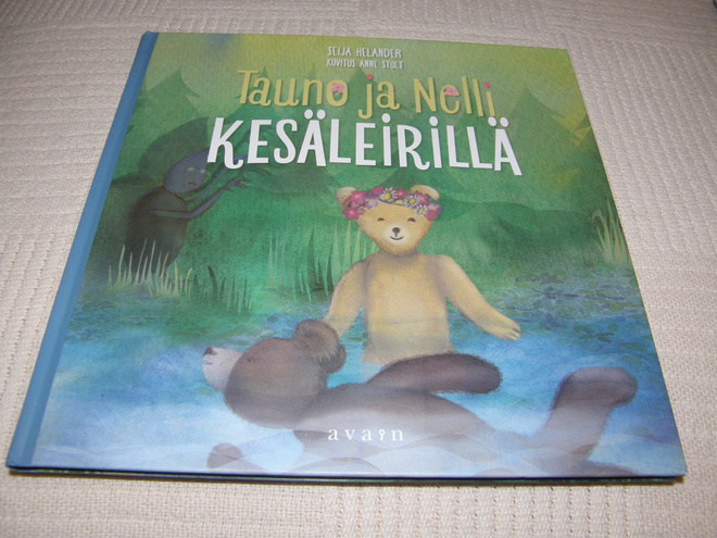Helander - Stolt Tauno ja Nelli kesäleirillä