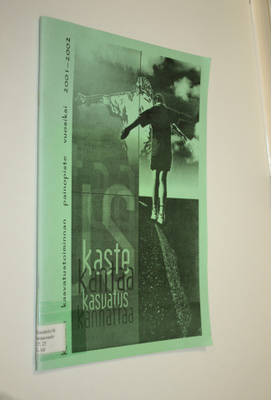 Kaste kantaa - kasvatus kannattaa : kirkon kasvatustoimin...