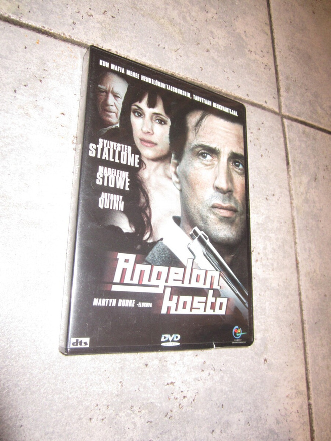 ANGELON KOSTO - DVD : Sylvester Stallone