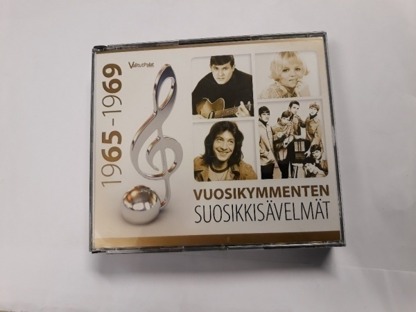 VUOSIKYMMENTEN SUOSIKKISÄVELMÄT 1965-1969 (3-CD)