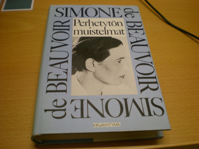 Simone de Beauvoir: Perhetytön muistelmat
