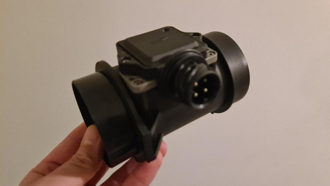BMW E-34 # MAF - Mass air flow meter ( Ilmamassamittari )