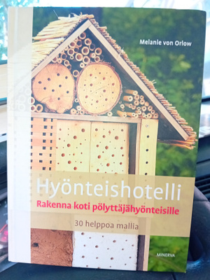 Von Orlow : Hyönteishotelli  ( SIS POSTIKULU )