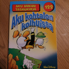 Aku Ankan Taskukirja 122: Aku kohtalon kolhuissa - pikkukuva 1