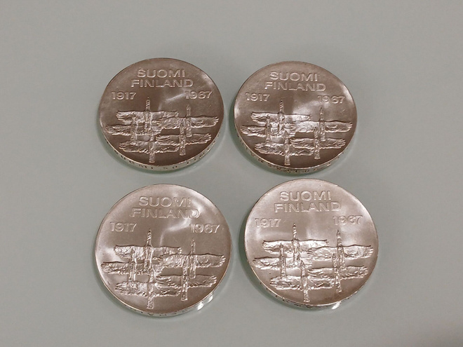 4kpl Hopeaa10 markkaa 1967