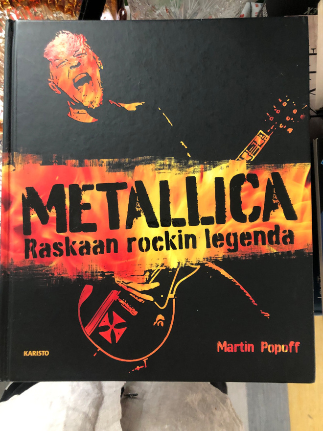Popoff: Metallica -Raskaan rockin legenda. 2015.