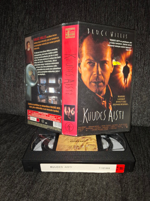 Kuudes aisti