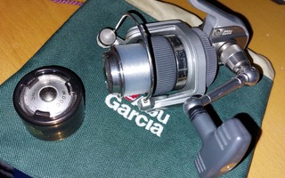 Abu Garcia Suverän 2000S avokela
