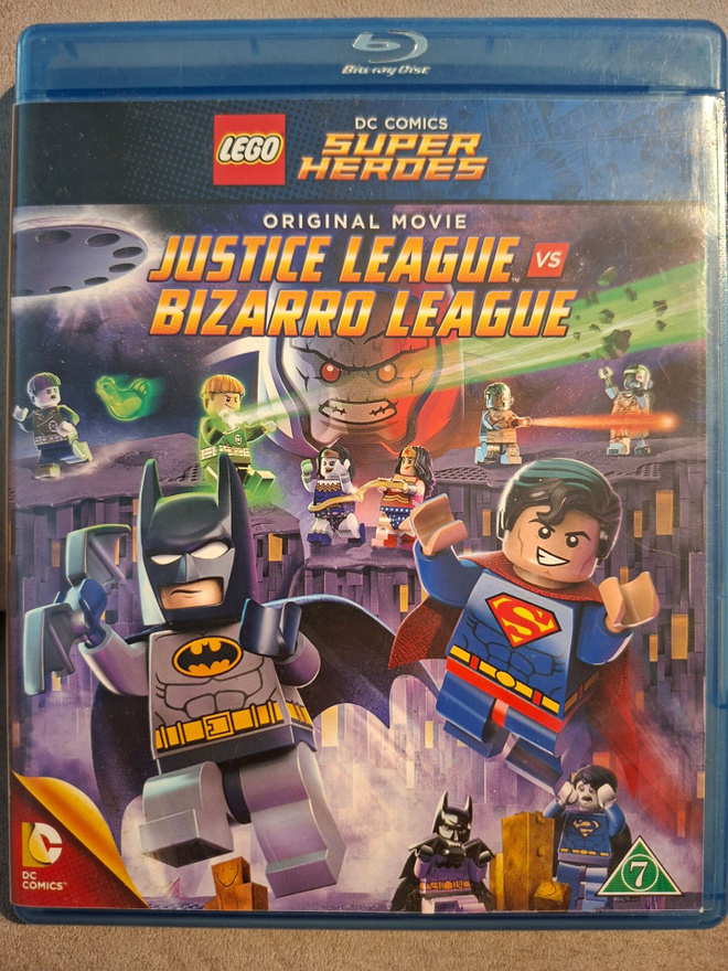 Justice League vs Bizarro League