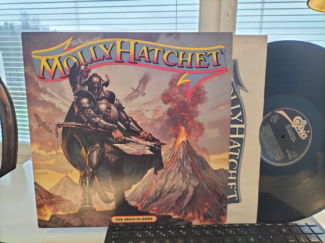 MOLLY HATCHET, The deed is done, LP HOL -84 SIISTI !!