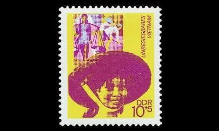DDR 1736 ** Voittamaton Vietnam (1972)