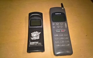 Nokia puhelimia 2kpl