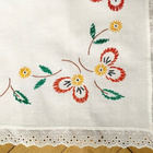 Puuvilla PÖYTÄLIINA kaunis KÄSIN KIRJAILTU LIINA 63x67cm - pikkukuva 2