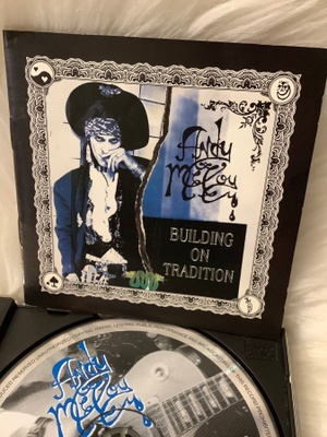 ANDY McCOY:BUILDING ON TRADITION  (HANOI ROCKS)