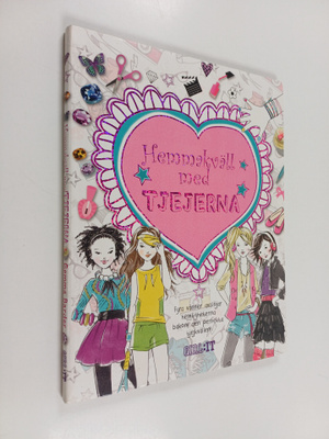 Hemmakväll med tjejerna