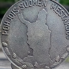 Hopeavärinen merkki. Halkaisija - 40 mm. Hyväkuntoinen. - pikkukuva 2