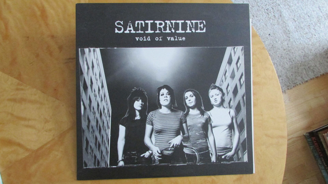Satirnine – Void Of Value (RARE, 2003, female Hellacopters)