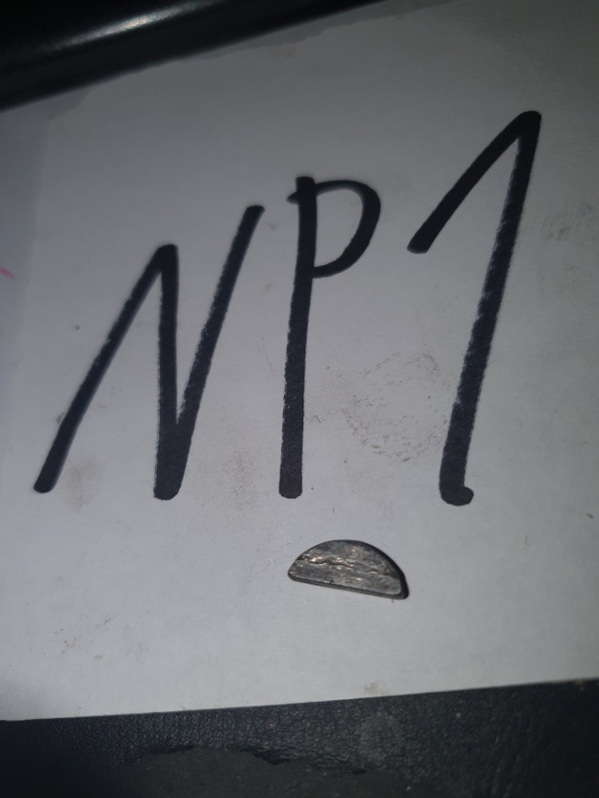 vanha mopo kiila moottoriin vauhtipyörä ym.