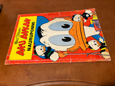 DISNEY AKU ANKAN NAURUPOMMI 1969