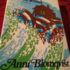 ANNI BLOMQVIST: LUOTO MERESSÄ - pikkukuva 1