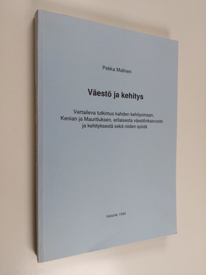 Pekka Malinen : Väestö ja kehitys : vertaileva tutkimus k...