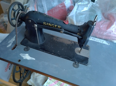 Singer-ompelukone vuodelta 1923