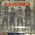 Ramones eaten alive -live 14.11.1977 cd muoveissa - pikkukuva 1