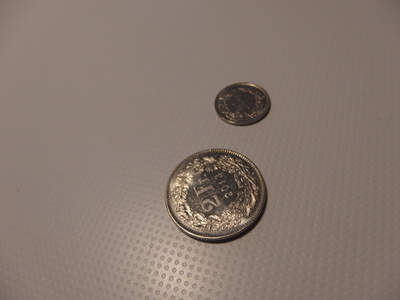 2 Fr ja 1/2 Fr, Sveitsiläisiä kolikoita