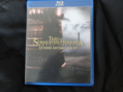 TARU SORMUSTEN HERRASTA: KAKSI TORNIA - EXTENDED 5-DISC