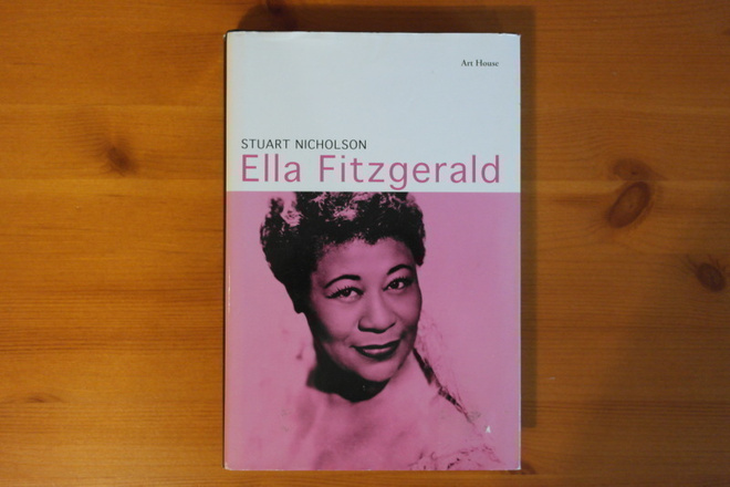 Stuart Nicholson:Ella Fitzgerald.1.P.2003.Sid.Kp.