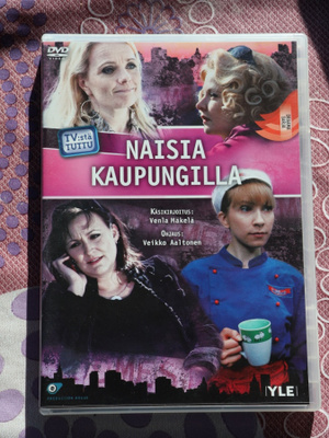 Naisia kaupungilla DVD