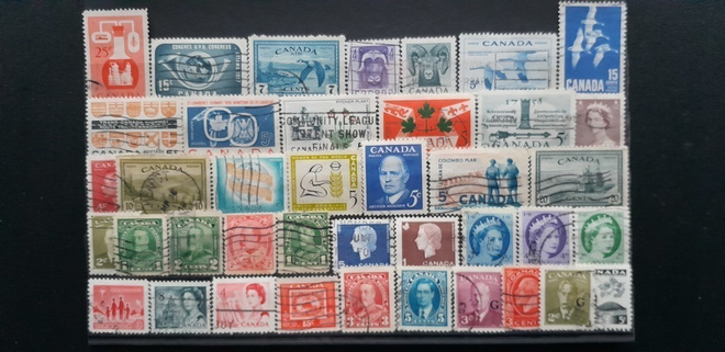 KANADA VANHEMPAA LEIMATTUJA postimerkkejä o 40 kpl