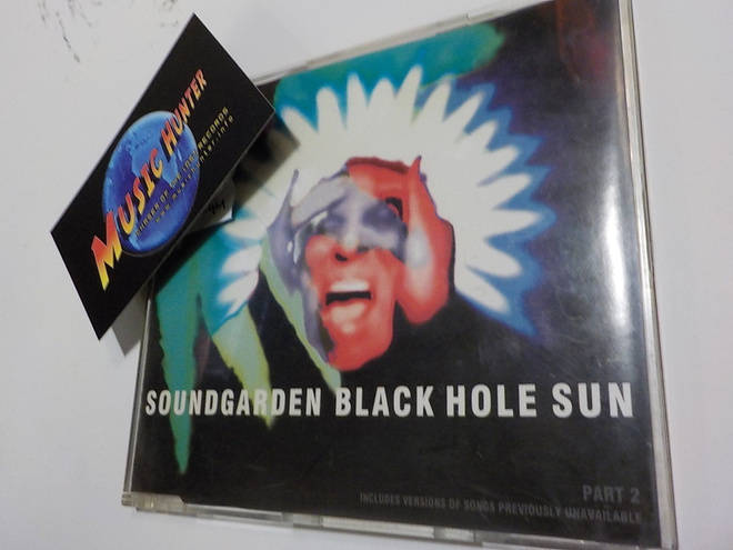 SOUNDGARDEN - BLACK HOLE SUN CDS