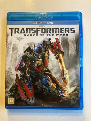 TRANSFORMERS - KUUN PIMEÄ PUOLI, BluRay + DVD, Bay, LaBeouf
