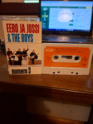 Jussi & The Boys - Numero 3