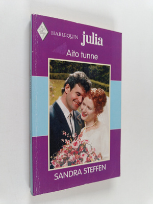 Sandra Steffen : Aito tunne