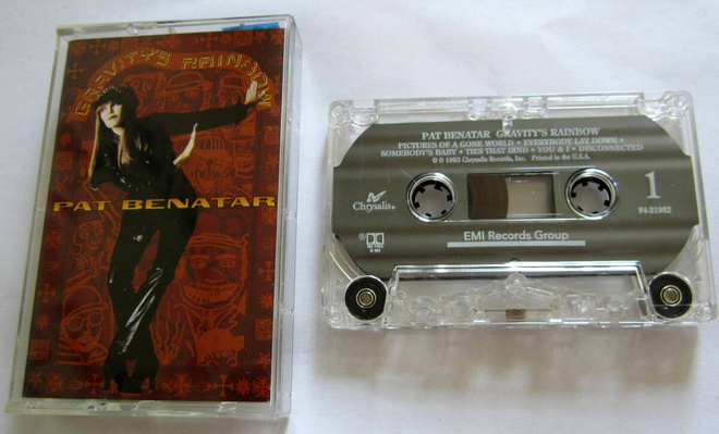 PAT BENATAR Gravitys Rainbow 1993 C-KASETTI