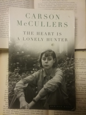 Carson McCullers - The Heart is a Lonely Hunter (softcover)