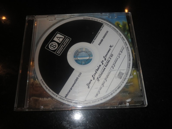 DAVE LINDHOLM JA LAUNEEN K. POLTETAAN KAIKKI CDS