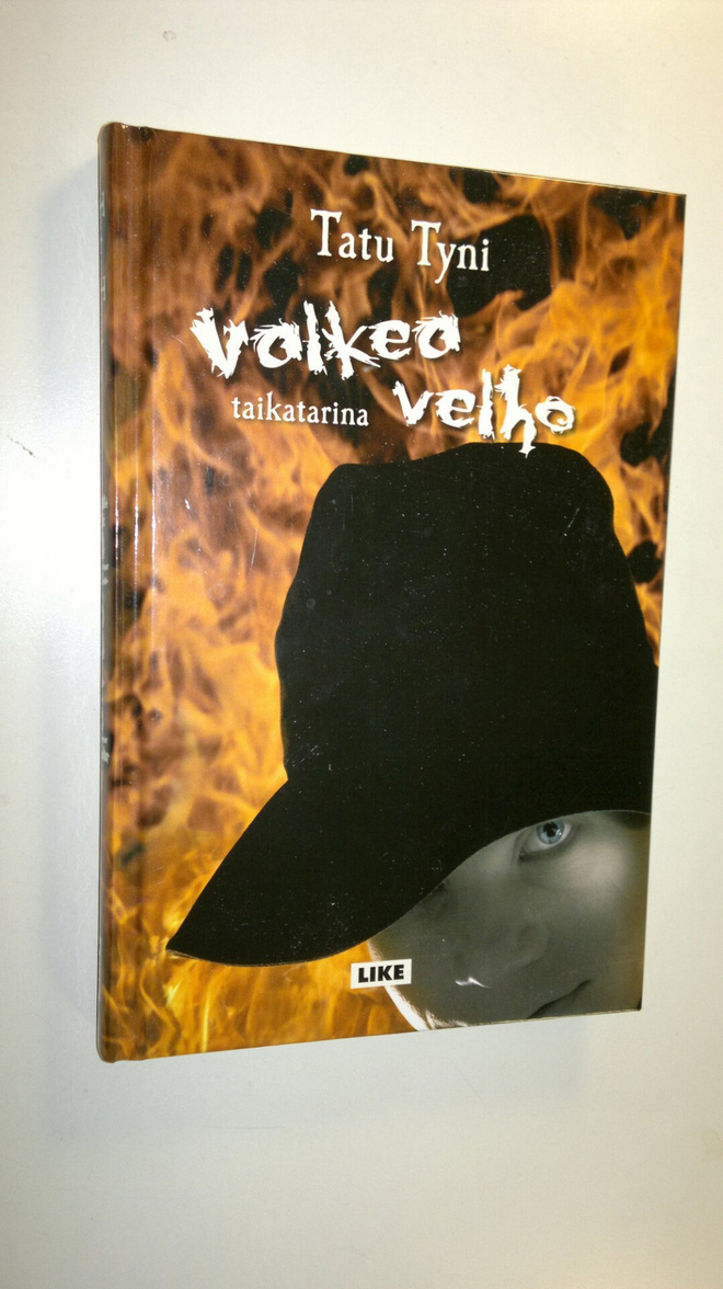 Tatu Tyni : Valkea Velho : taikatarina